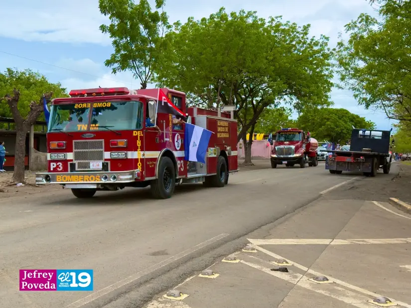 BOMBEROS-16