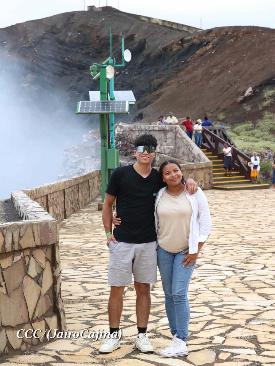 VOLCAN-(5)
