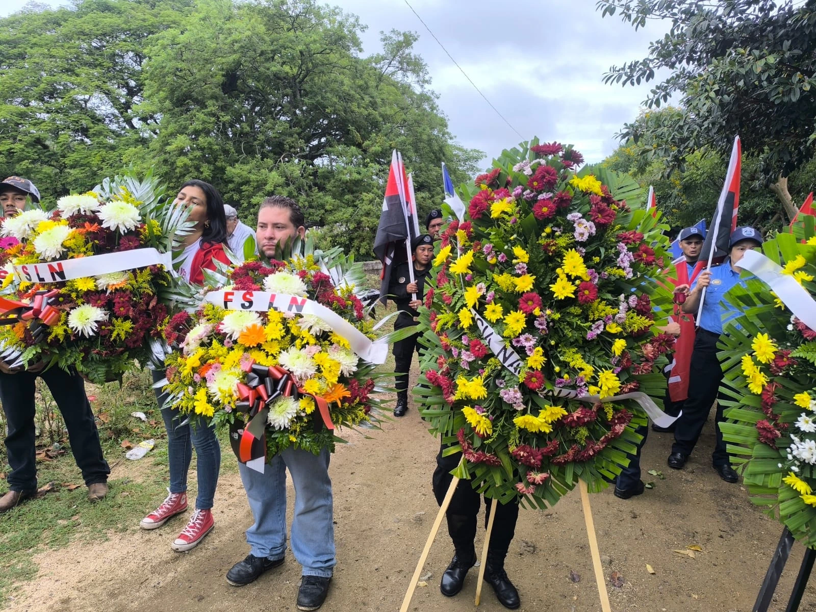 ESTELI-(25)