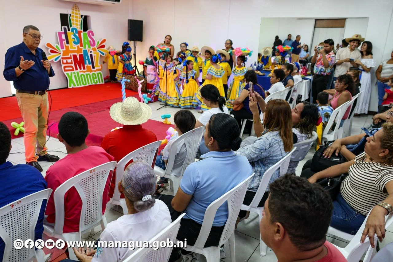 HUIPIL-(17)