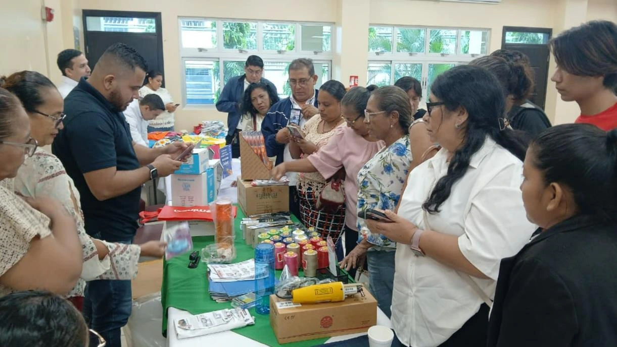 HUIPIL-(6)