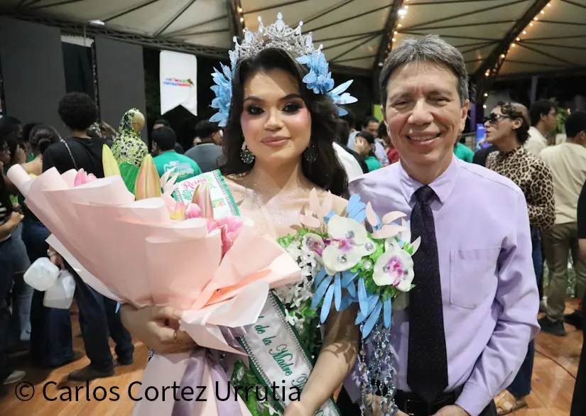 Reinas--(6)