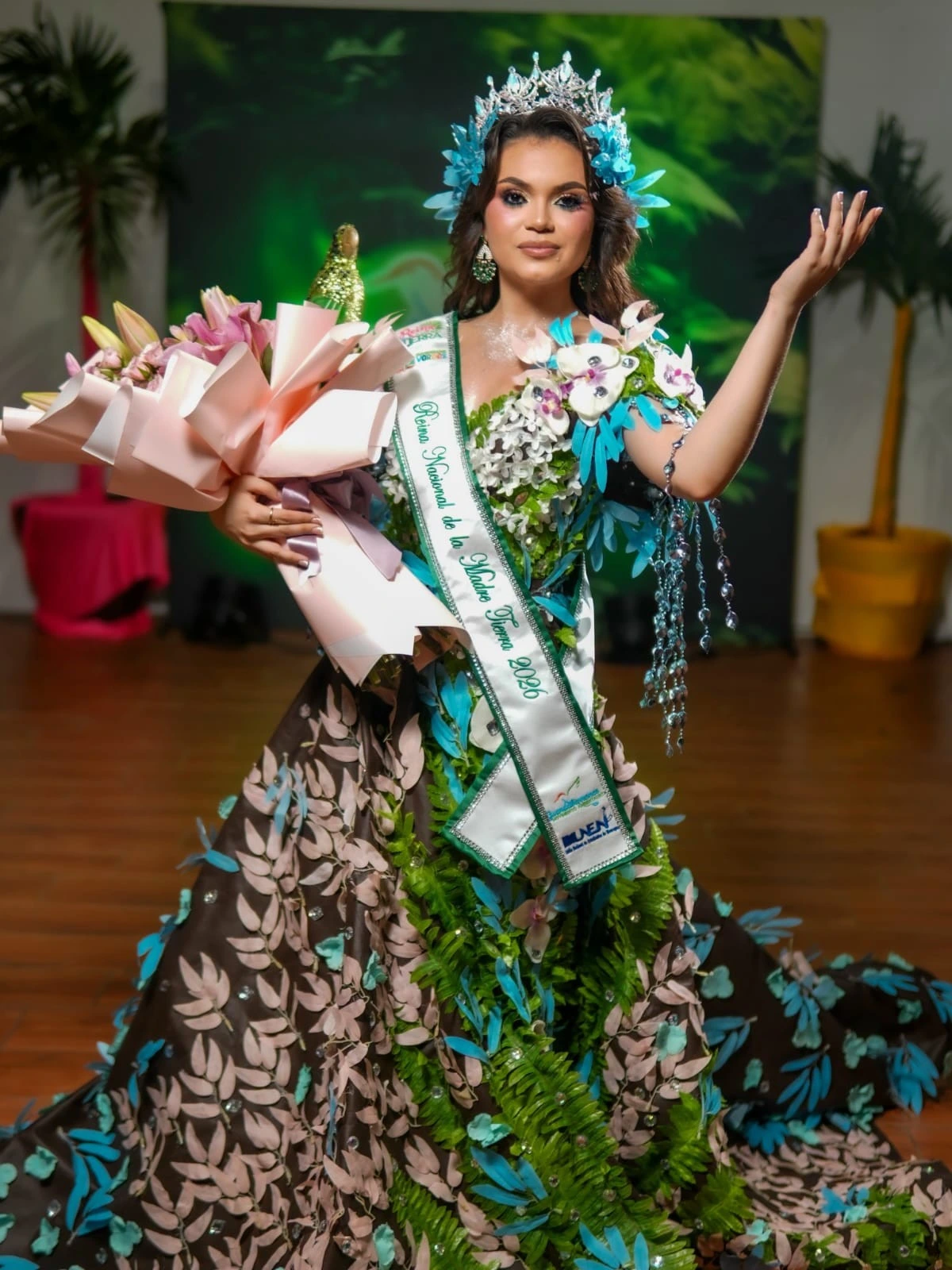 REINAS13