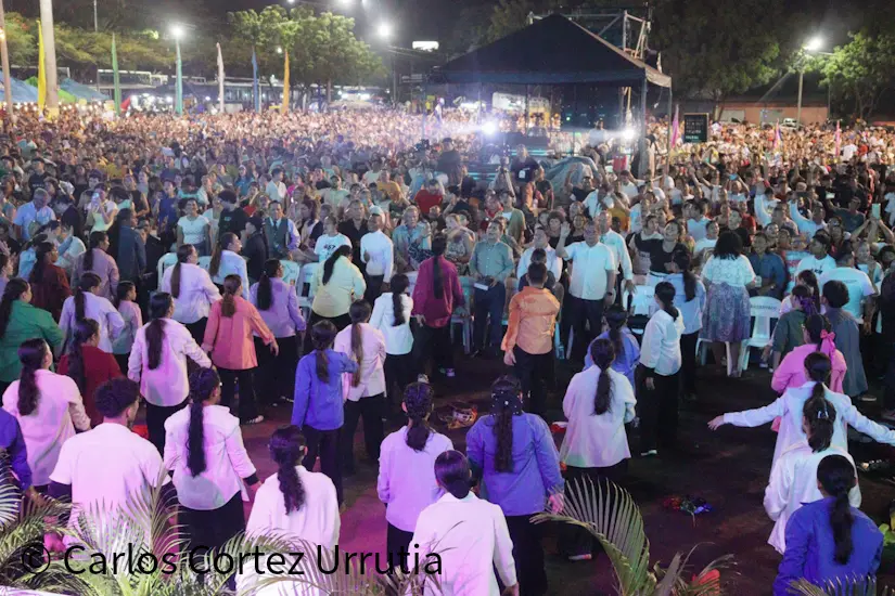 Plaza--(51)