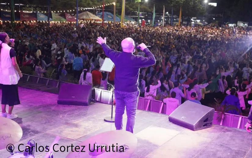 Plaza--(55)